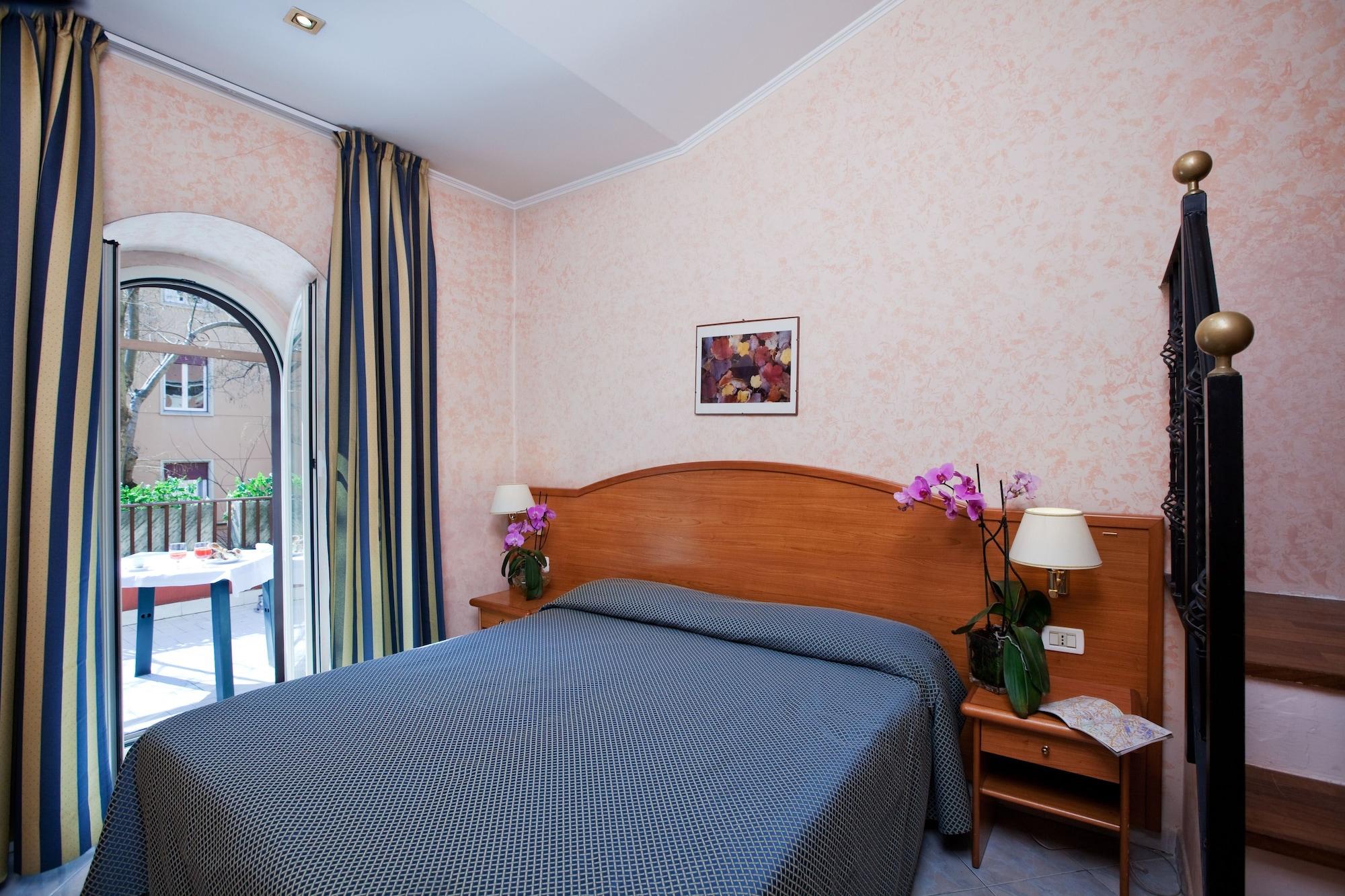 Hotel Delle Muse Rome Luaran gambar