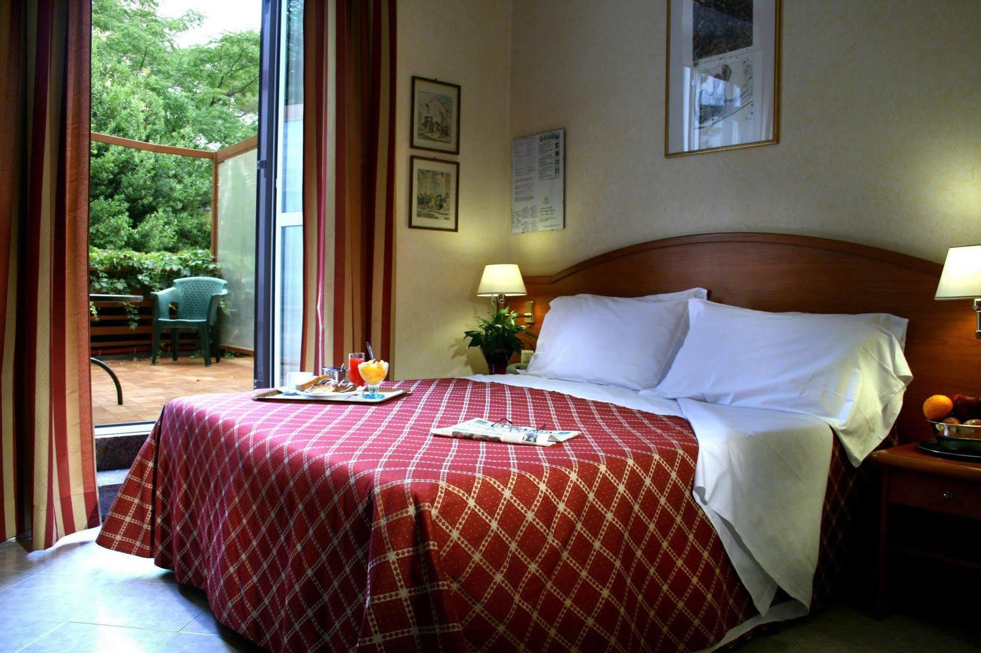 Hotel Delle Muse Rome Bilik gambar