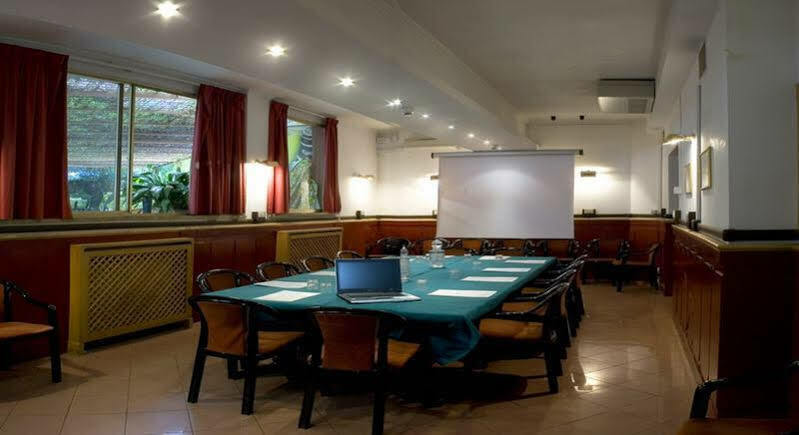 Hotel Delle Muse Rome Luaran gambar